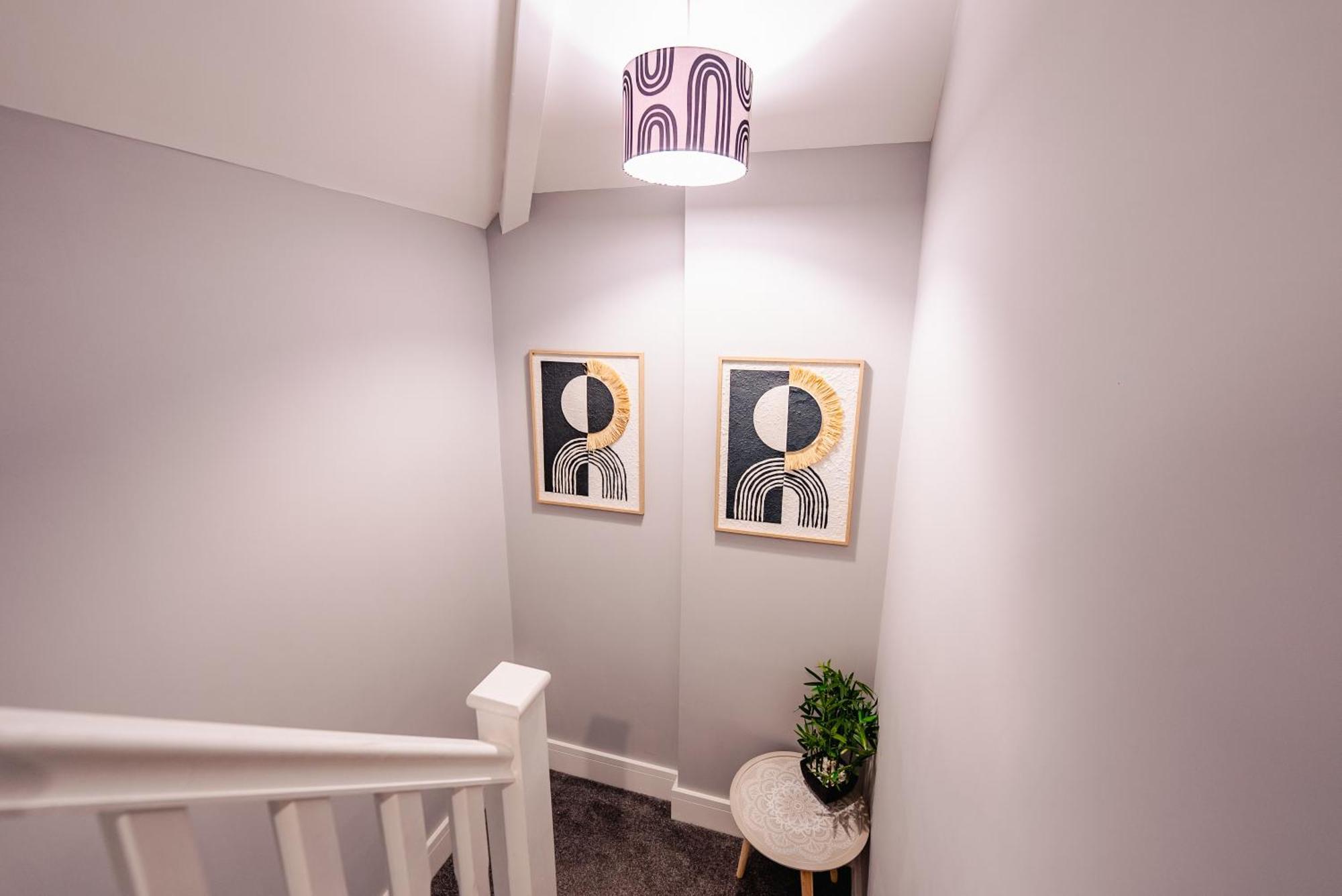Luxury Spacious 2-Bed & High Ceiling Кардифф Экстерьер фото